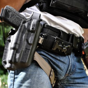Holster Kydex OUTSIDER LAMPE SECU 2